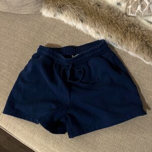 Fabletics shorts with drawstring and pockets M